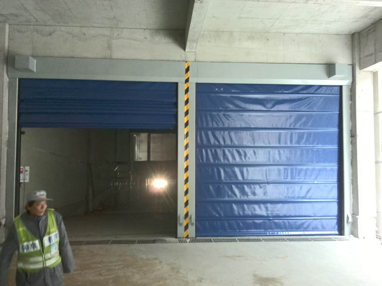 營口地下車庫堆積門批發